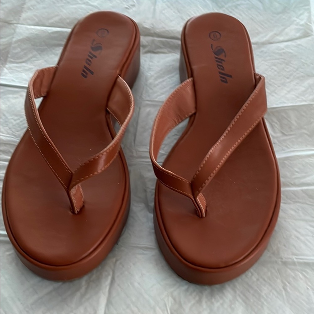 SHEIN Brown Minimalist Sandals